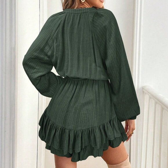 Green Casual Women's Long Sleeve Jumpsuit - Picture 2 of 6